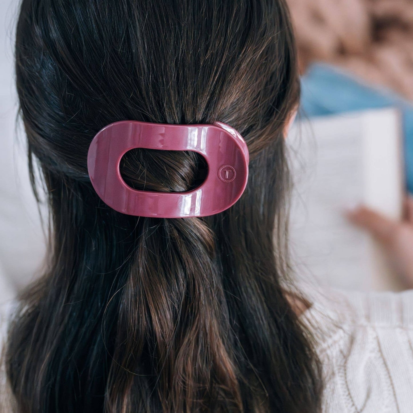 Round Flat Hair Clip- Medium